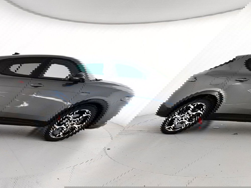 Alfa Romeo Tonale usata a Caserta (7)