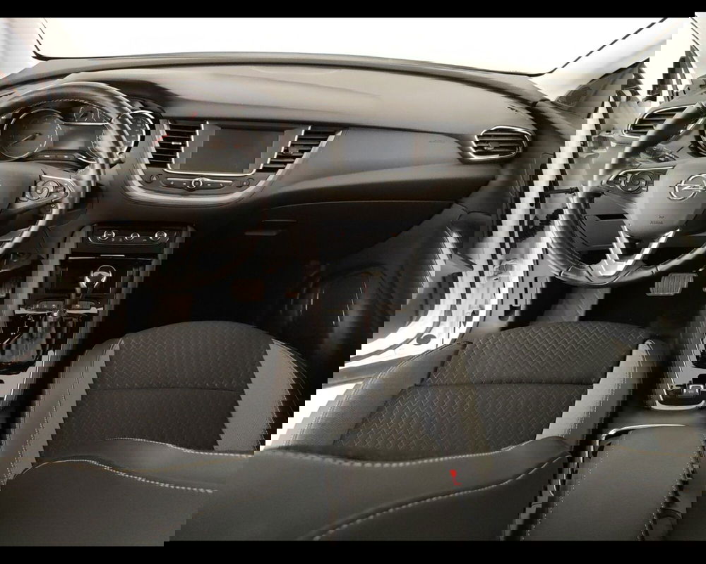 Opel Grandland X usata a Caserta (13)