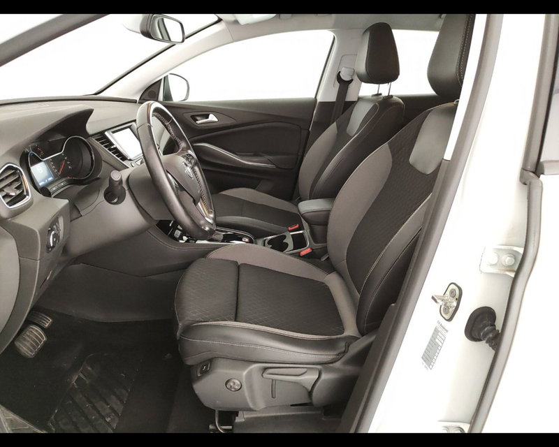 Opel Grandland X usata a Caserta (14)