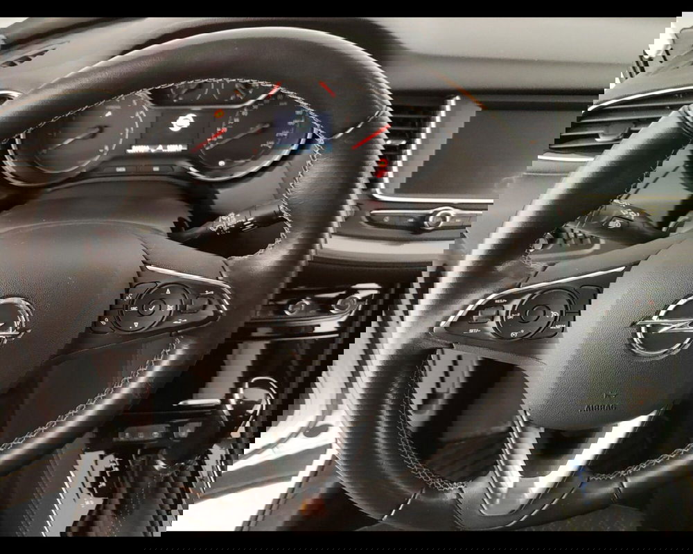 Opel Grandland X usata a Caserta (18)