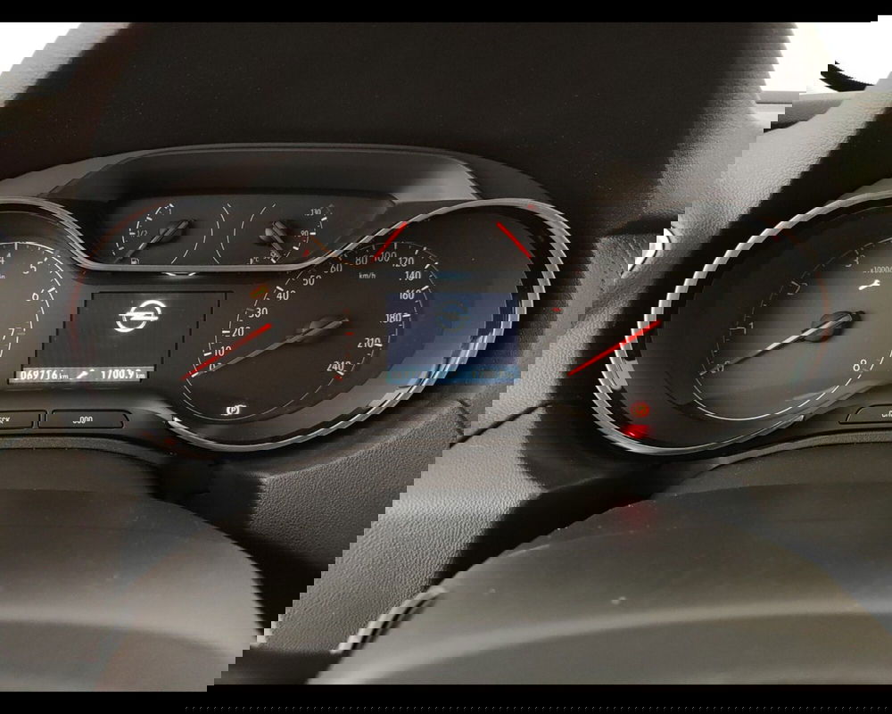 Opel Grandland X usata a Caserta (19)