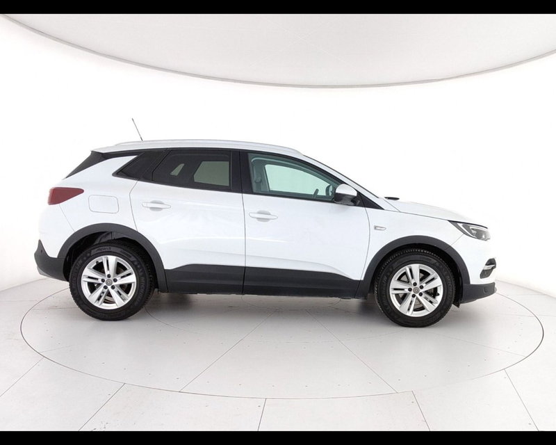 Opel Grandland X usata a Caserta (8)