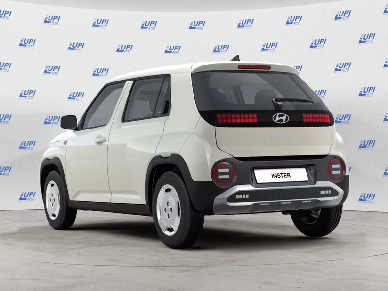 Hyundai Inster nuova a Pistoia (6)