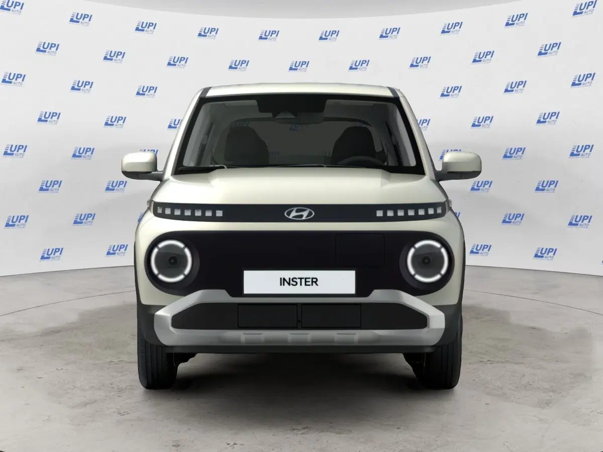 Hyundai Inster nuova a Pistoia (8)