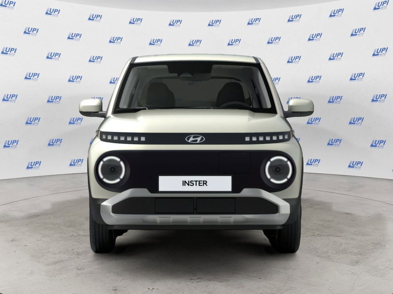 Hyundai Inster nuova a Pistoia (8)