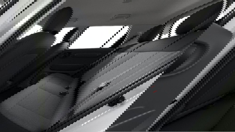 Hyundai Inster nuova a Pistoia (13)