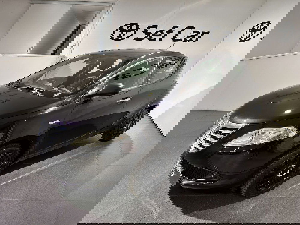 Lancia Ypsilon usata a Milano