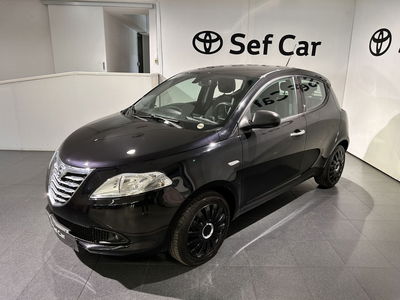 Lancia Ypsilon 1.2 69 CV 5 porte Silver del 2016 usata a Milano