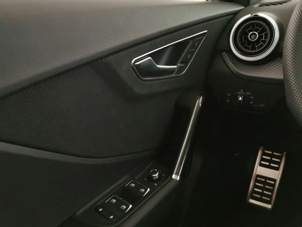 Audi Q2 nuova a Chieti (12)