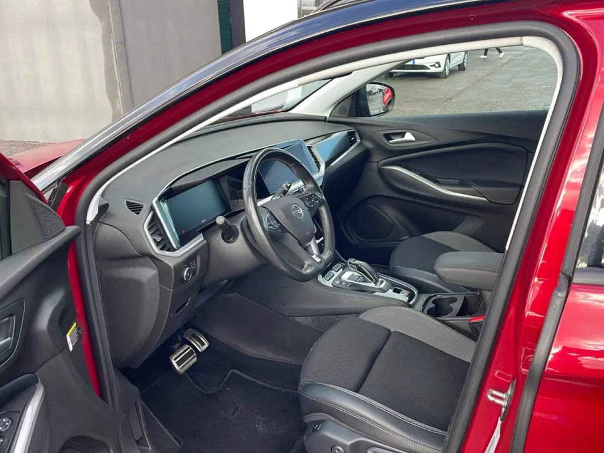 Opel Grandland usata a Bologna (12)