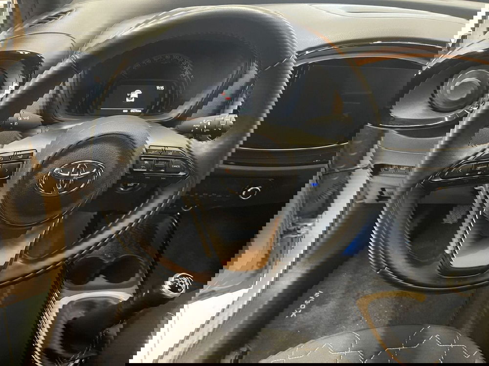 Toyota Aygo X usata a Bologna (13)