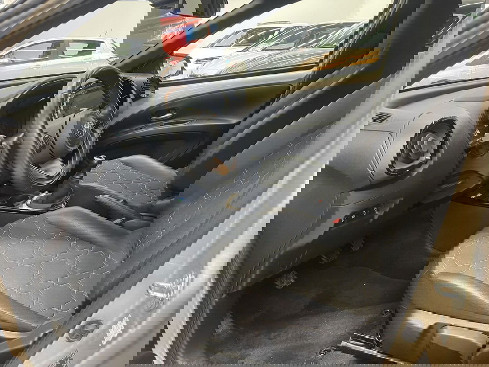 Toyota Aygo X usata a Bologna (14)