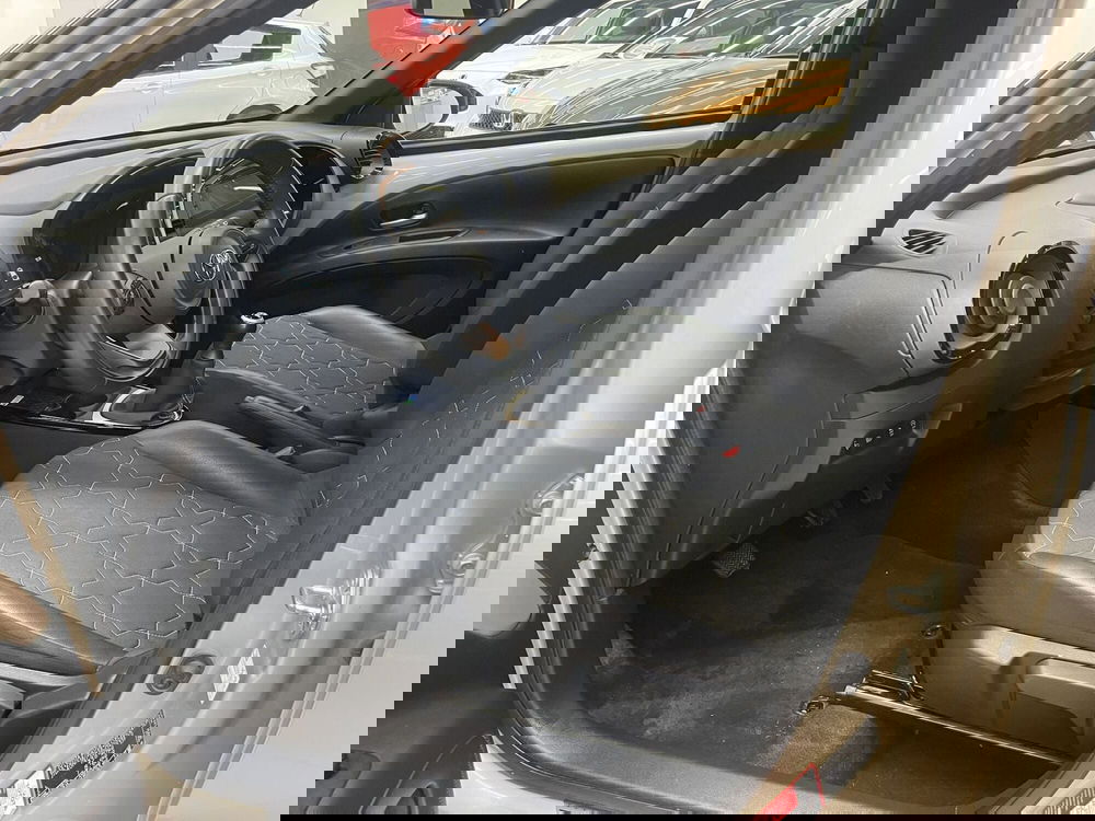 Toyota Aygo X usata a Bologna (7)