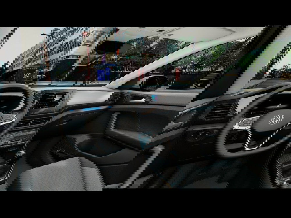 Volkswagen Taigo nuova a Livorno (6)