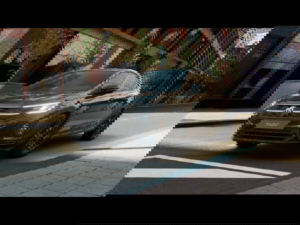 Volkswagen Taigo nuova a Livorno