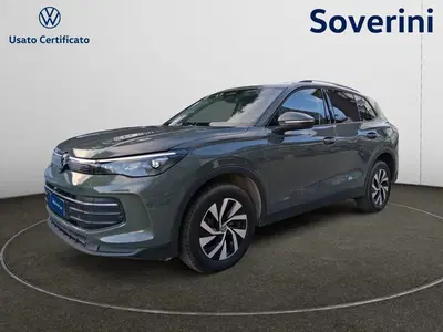 Volkswagen Tiguan 1.5 tsi ehybrid Edition 204cv dsg del 2025 usata a Bologna