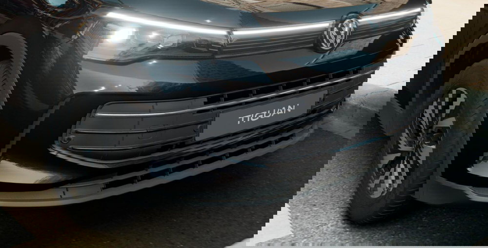 Volkswagen Tiguan nuova a Bologna (12)