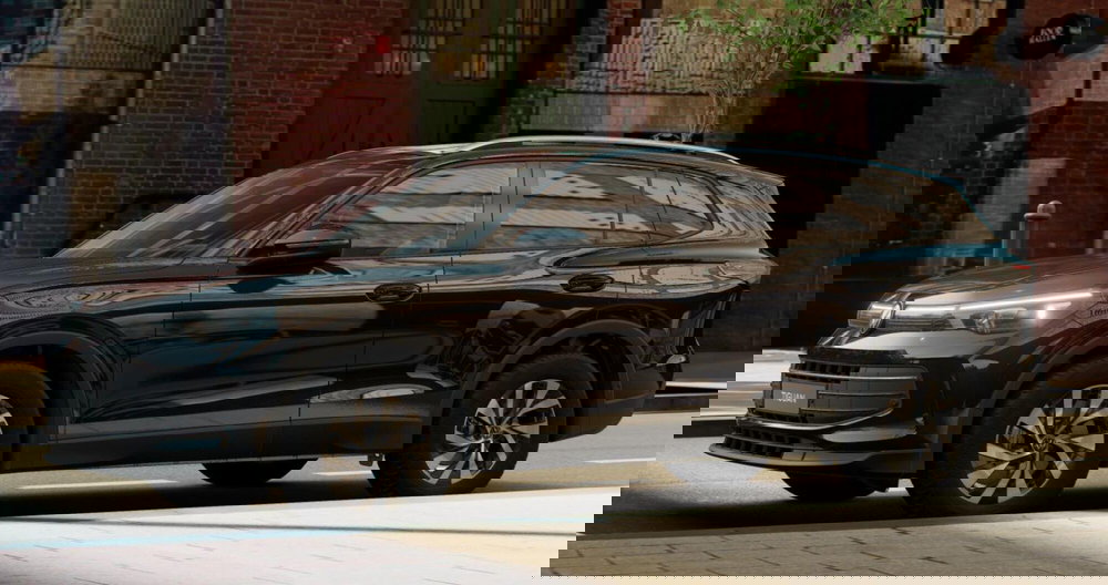 Volkswagen Tiguan nuova a Bologna (2)