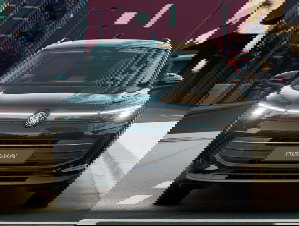 Volkswagen Tiguan nuova a Bologna (5)