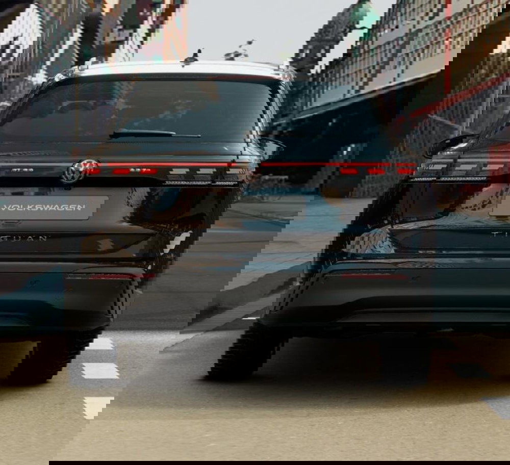 Volkswagen Tiguan nuova a Bologna (6)