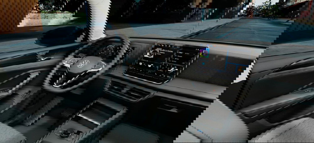 Volkswagen Tiguan nuova a Bologna (8)