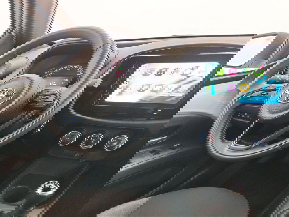 Toyota Aygo X usata a Como (10)