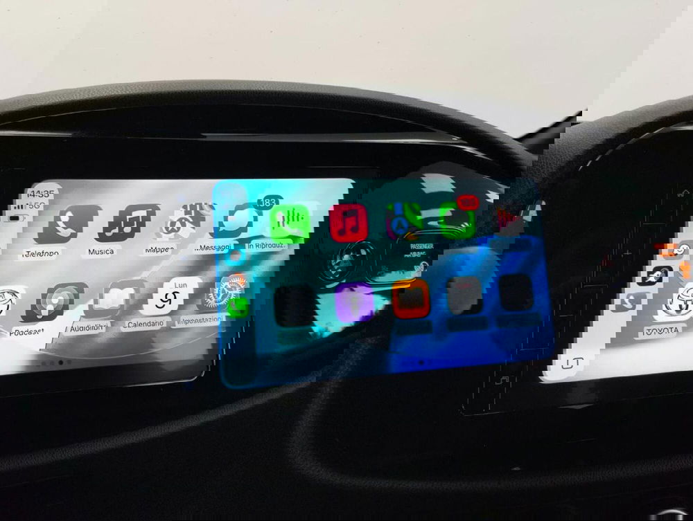 Toyota Aygo X usata a Como (13)