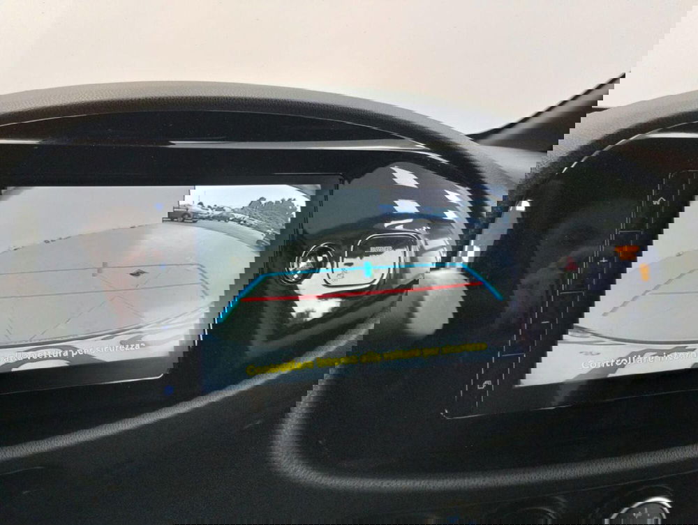 Toyota Aygo X usata a Como (16)