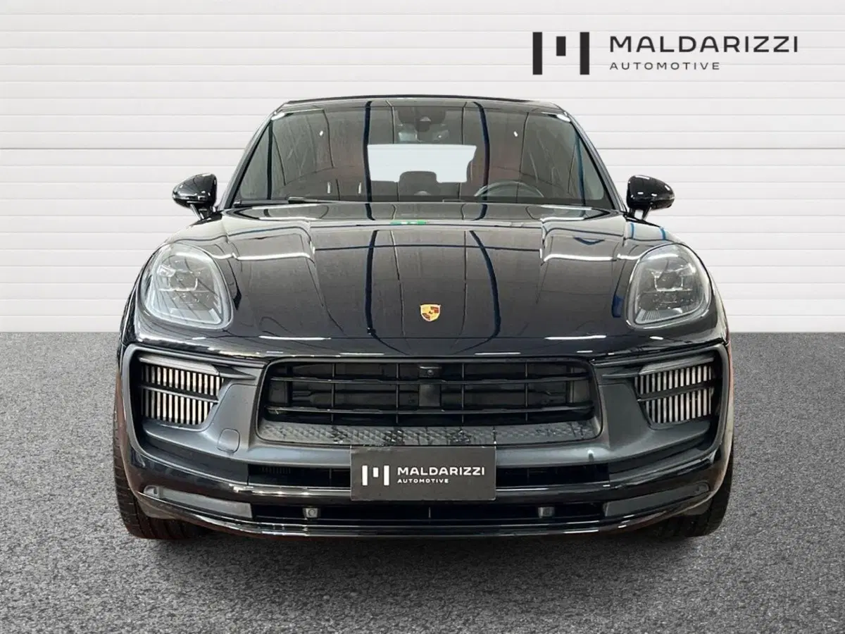 Porsche Macan usata a Lecce (2)