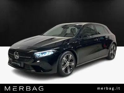 Mercedes-Benz Classe A 180 d Business Extra auto del 2025 usata a Milano