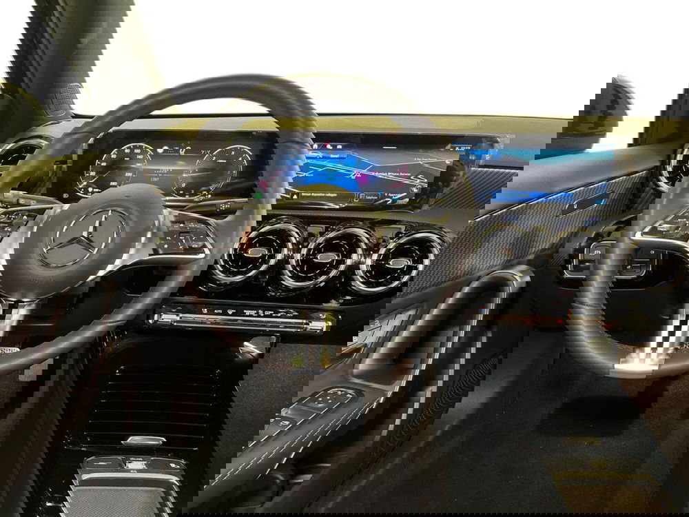 Mercedes-Benz Classe A usata a Milano (11)