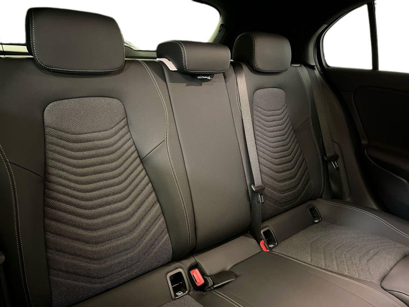 Mercedes-Benz Classe A usata a Milano (16)