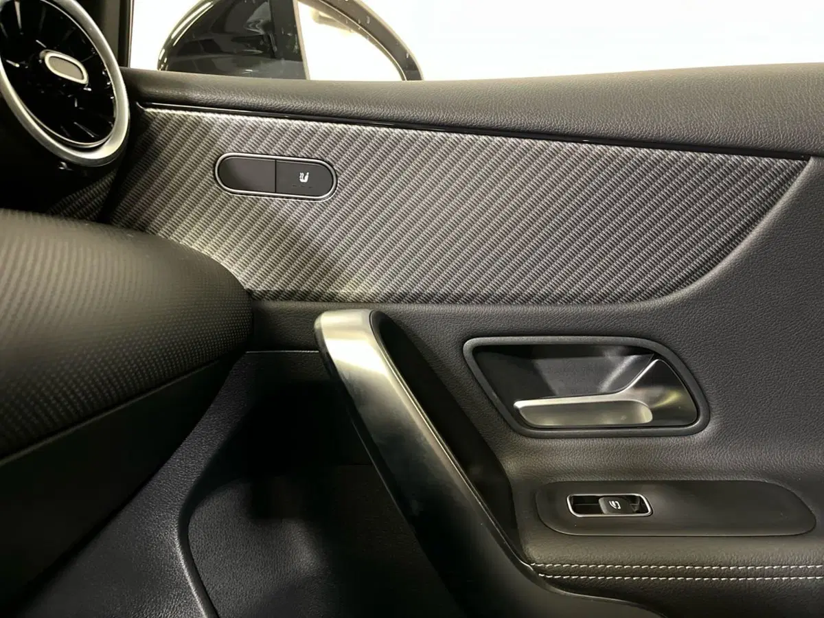 Mercedes-Benz Classe A usata a Milano (19)