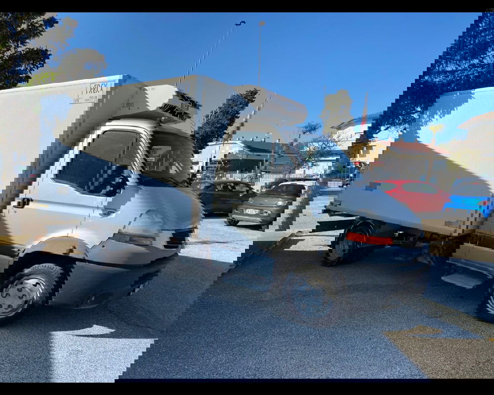 Renault Trucks Mascott Telaio usata a Pescara (5)