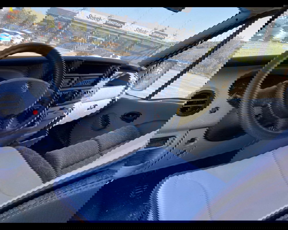 Renault Trucks Mascott Telaio usata a Pescara (7)