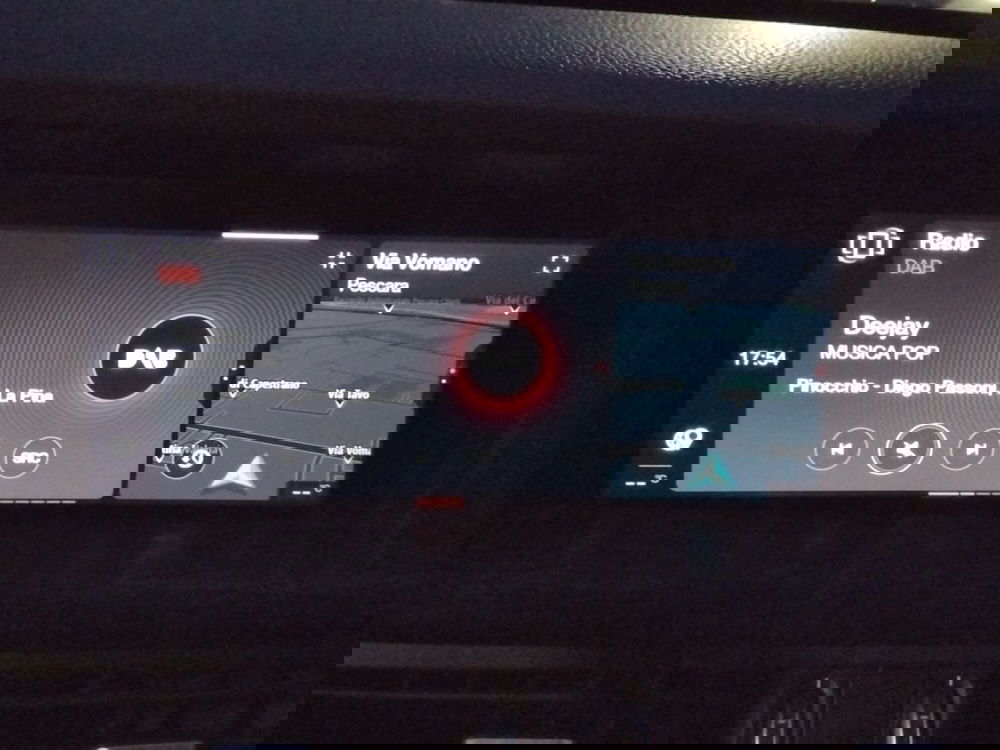 Alfa Romeo Stelvio usata a Pescara (11)