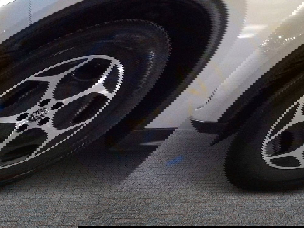 Alfa Romeo Stelvio usata a Pescara (6)