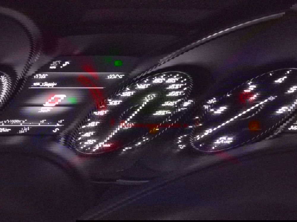 Alfa Romeo Stelvio usata a Pescara (9)