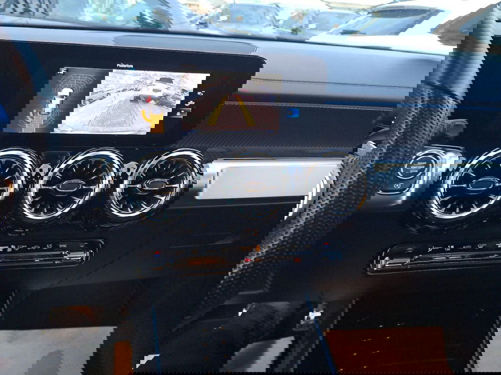 Mercedes-Benz GLB usata a Chieti (9)