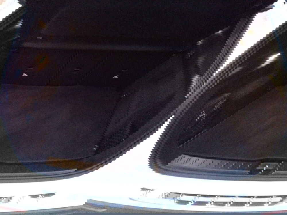 Mercedes-Benz GLA SUV usata a Pescara (14)
