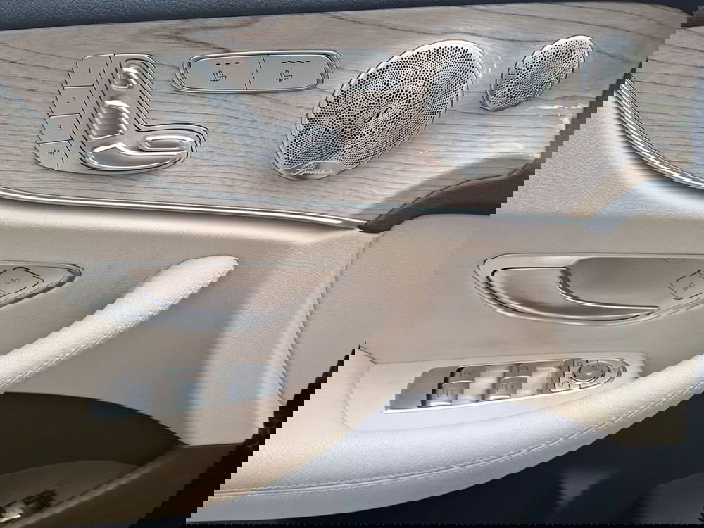 Mercedes-Benz Classe E Coupé usata a Pescara (10)