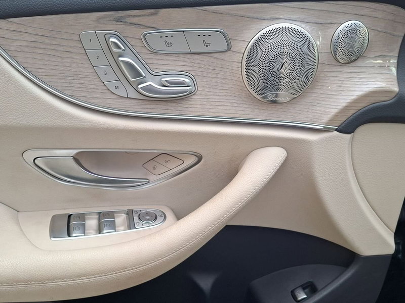 Mercedes-Benz Classe E Coupé usata a Pescara (10)