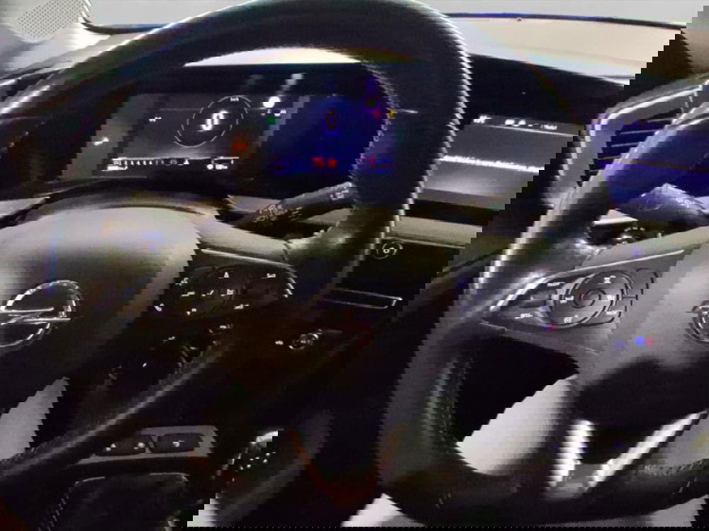 Opel Mokka usata a Genova (14)