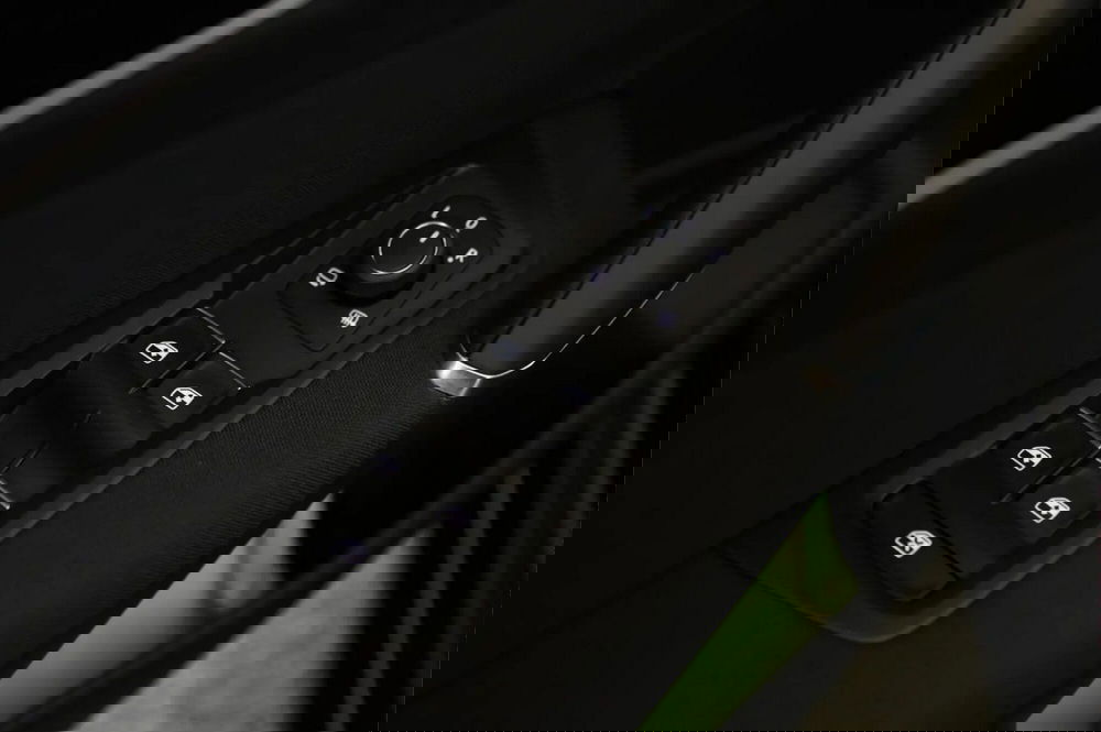 Volkswagen Touran usata a Padova (10)