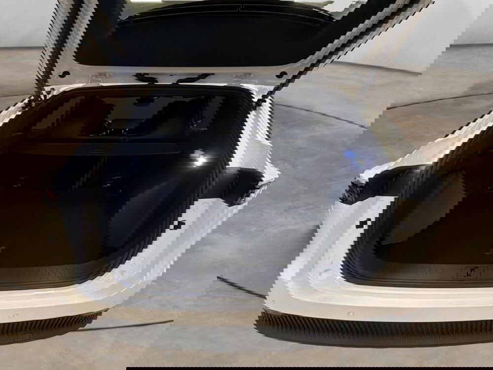 Omoda Omoda 7 SHS-P nuova a Vercelli (8)