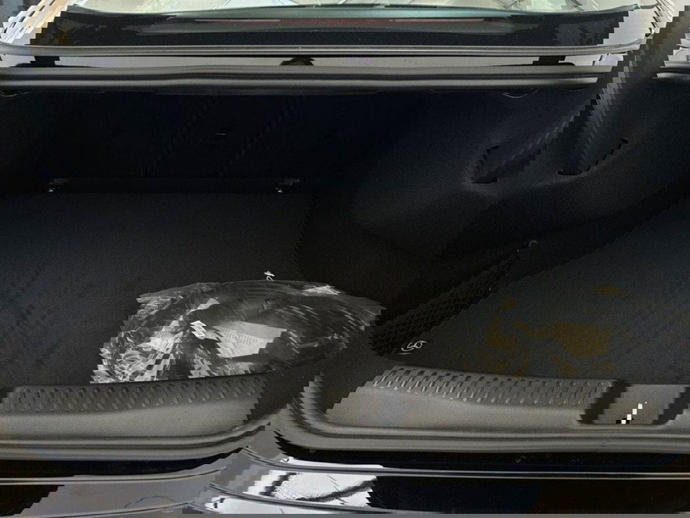 Mercedes-Benz CLA EQ nuova a Rimini (7)