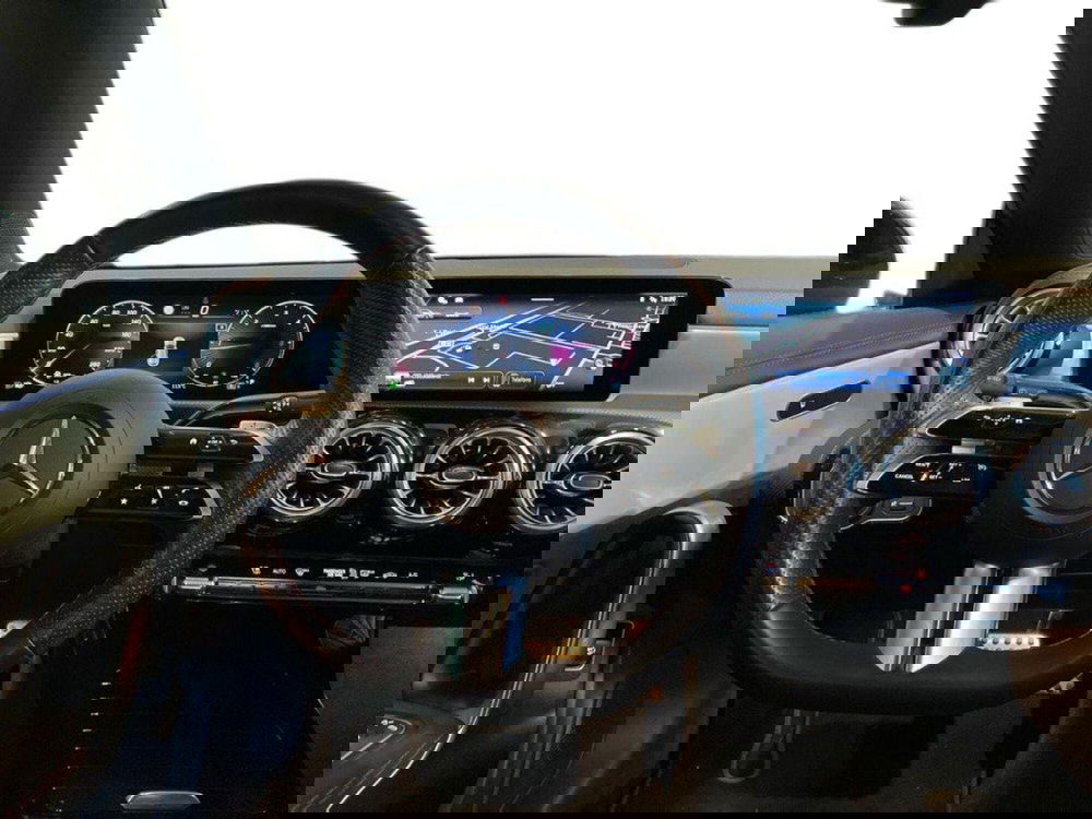 Mercedes-Benz CLA Shooting Brake usata a Rimini (11)