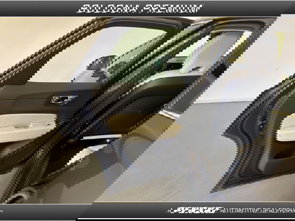 Volvo XC60 usata a Bologna (16)