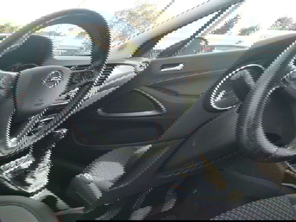 Opel Crossland X usata a Taranto (10)