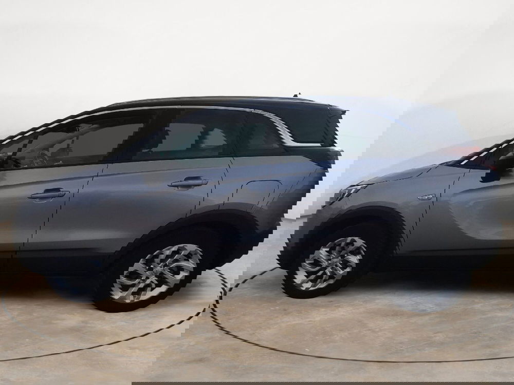 Opel Crossland X usata a Taranto (8)